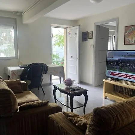 Ferienwohnung Beautiful And Cozy House Athen Exterior foto