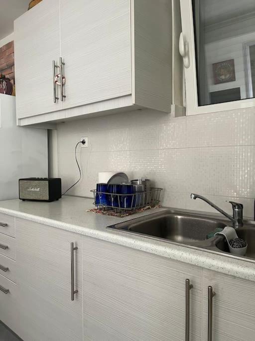 Beautiful And Cozy House Atene